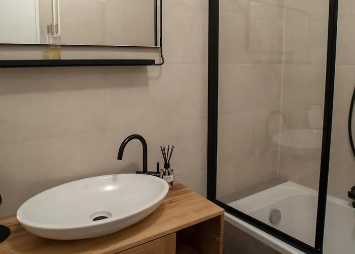 Cozy And Fully Equiped At Ku'damm ベルリン